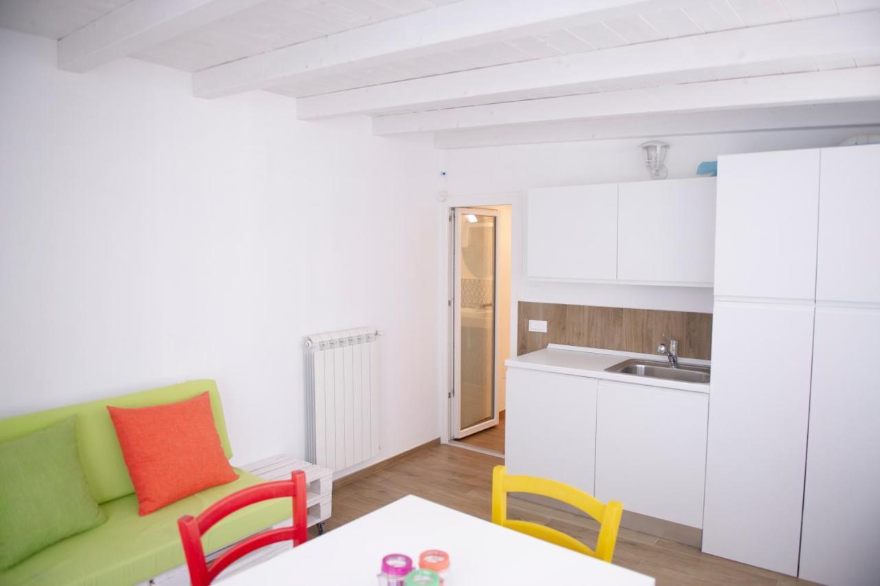 Color Apartment Monopoli Exterior photo